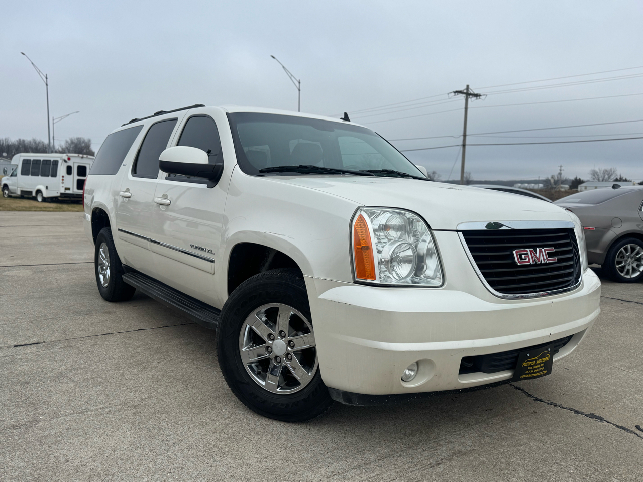 2012 GMC Yukon XL SLT-1 1/2 Ton 4WD