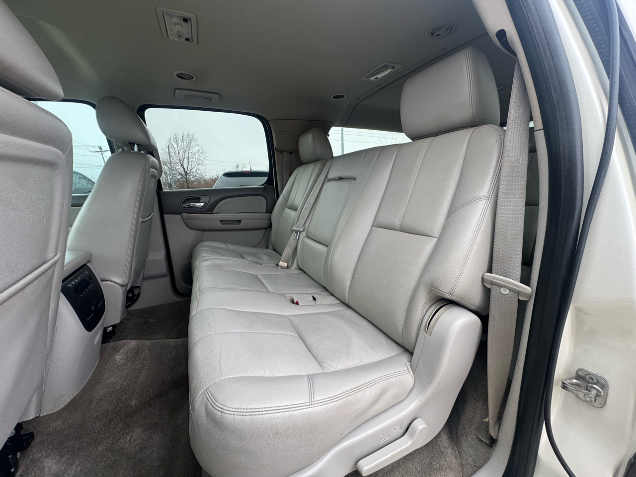 GMC Yukon XL SLT-1 1/2 Ton 4WD 2012