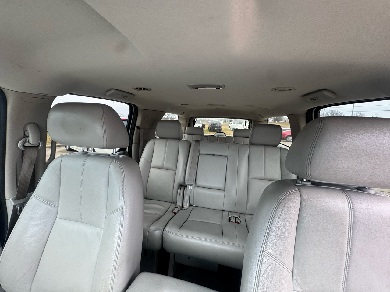 GMC Yukon XL SLT-1 1/2 Ton 4WD 2012