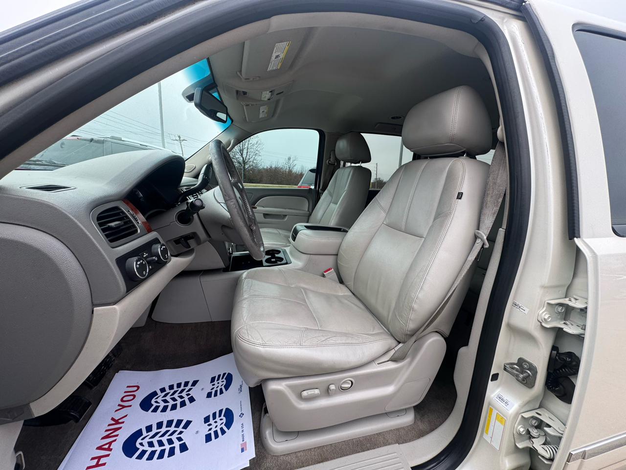 GMC Yukon XL SLT-1 1/2 Ton 4WD 2012