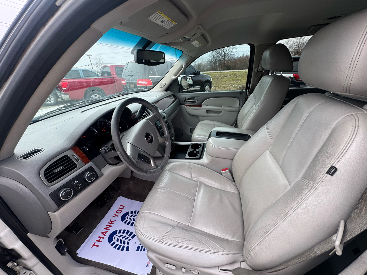 GMC Yukon XL SLT-1 1/2 Ton 4WD 2012