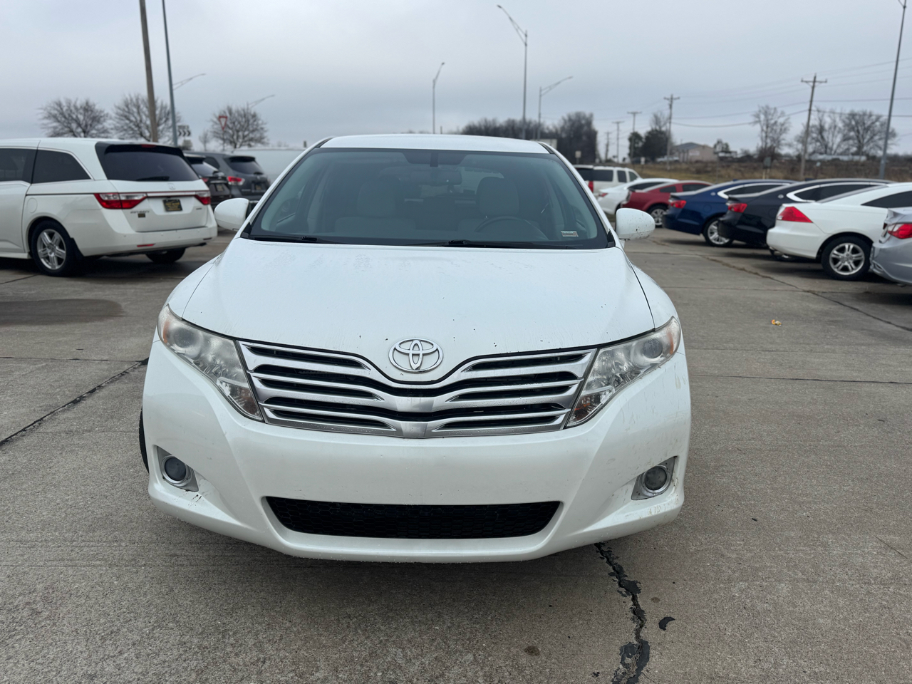 Toyota Venza LE I4 FWD 2012