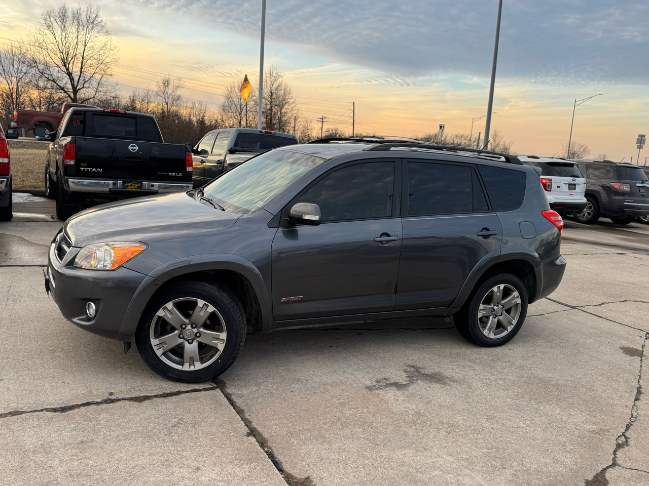 Toyota RAV4 Sport I4 4WD 2011