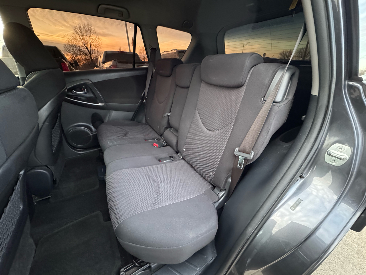 Toyota RAV4 Sport I4 4WD 2011