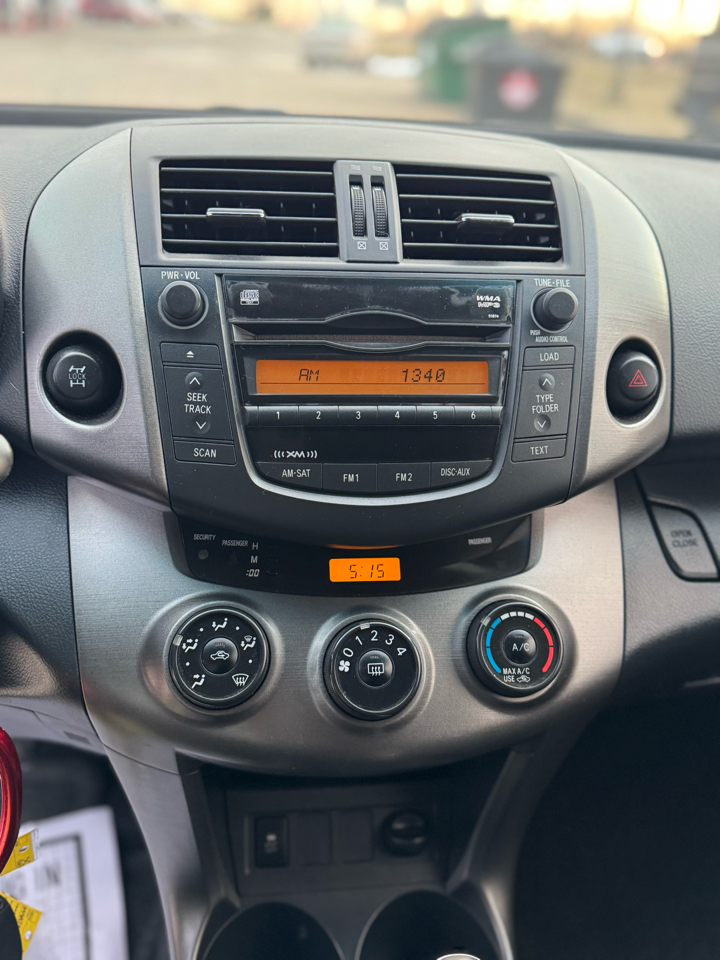 Toyota RAV4 Sport I4 4WD 2011