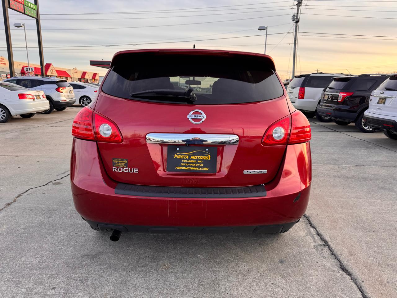 Nissan Rogue S FWD Krom Edition 2012