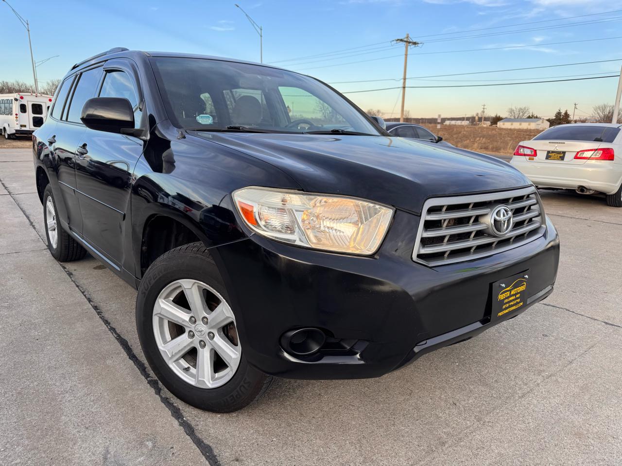 Toyota Highlander Base 2WD 2008