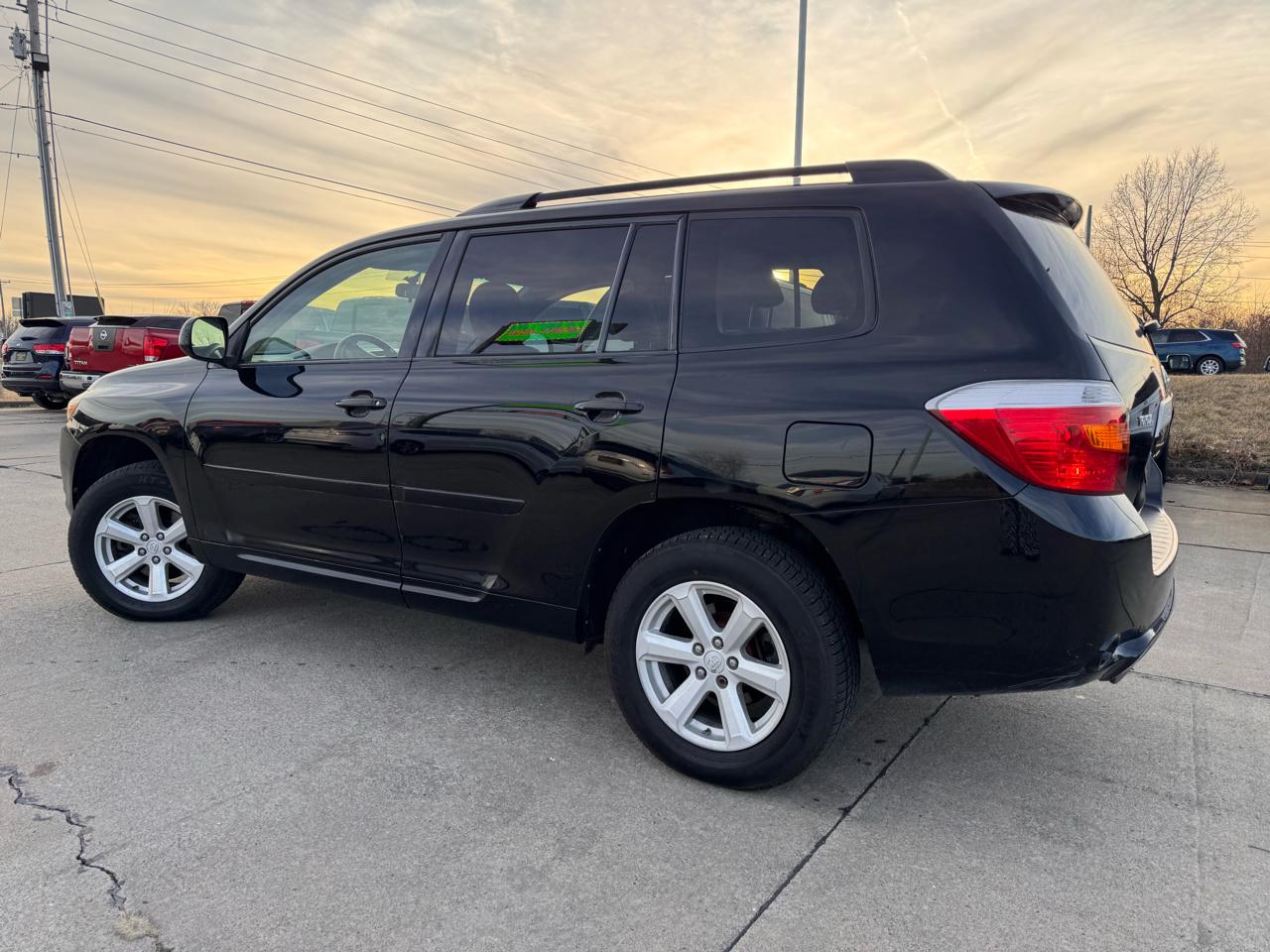 Toyota Highlander Base 2WD 2008