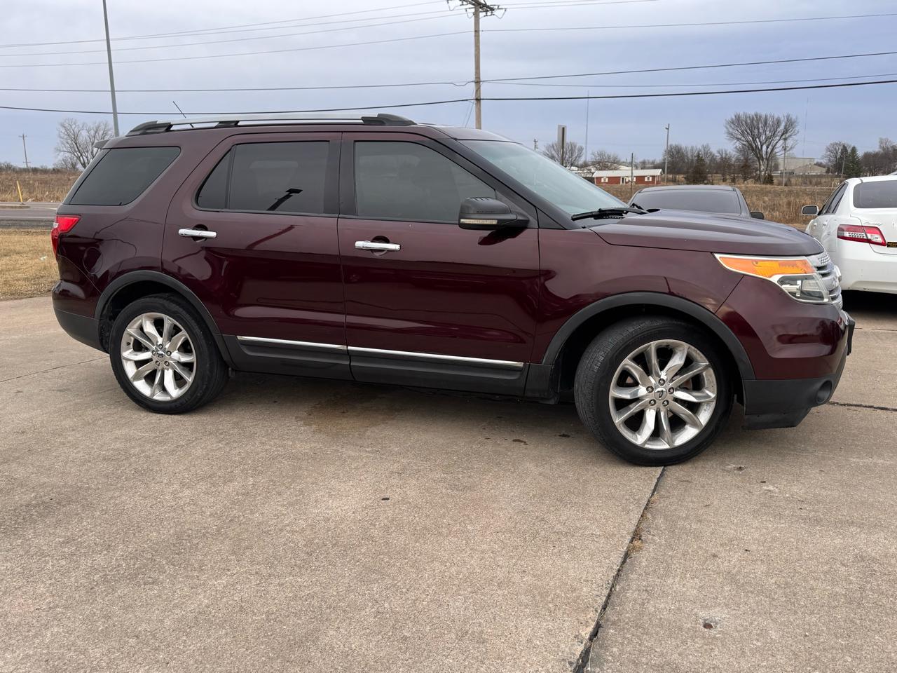 Ford Explorer XLT FWD 2011