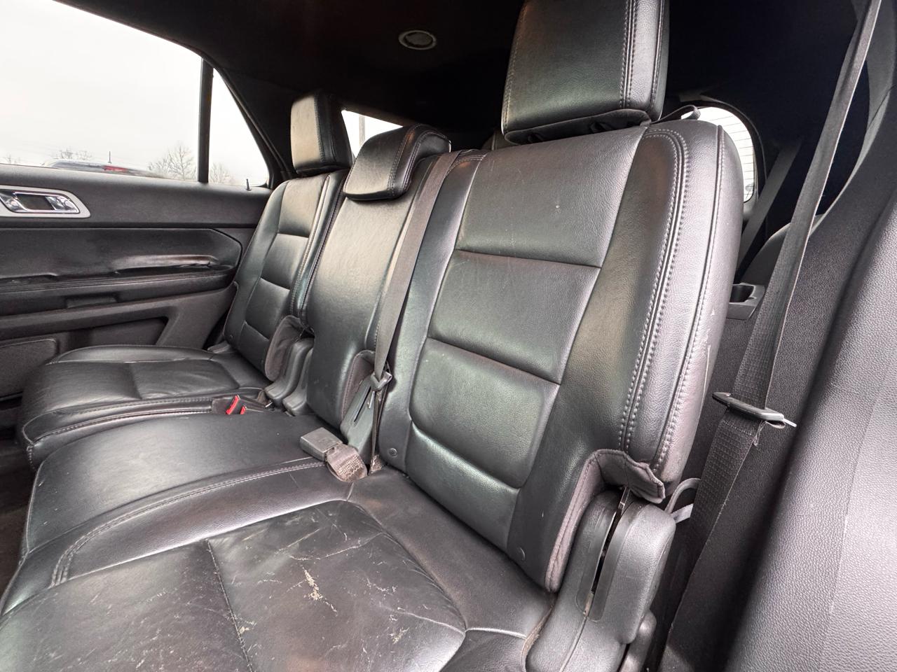 Ford Explorer XLT FWD 2011