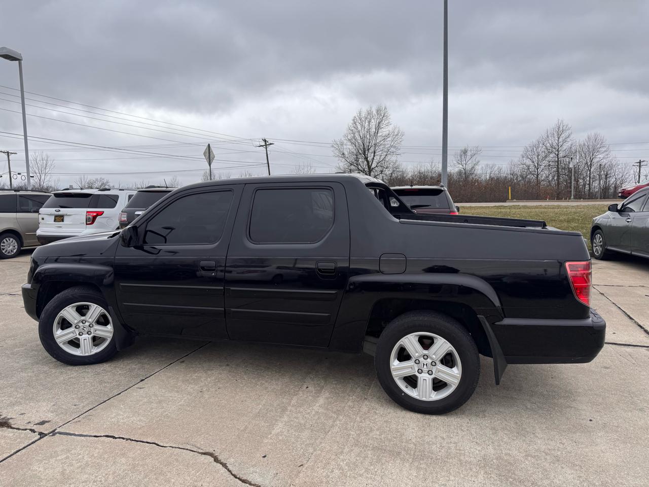 Honda Ridgeline RTL w/ Leather and Navigation 2012