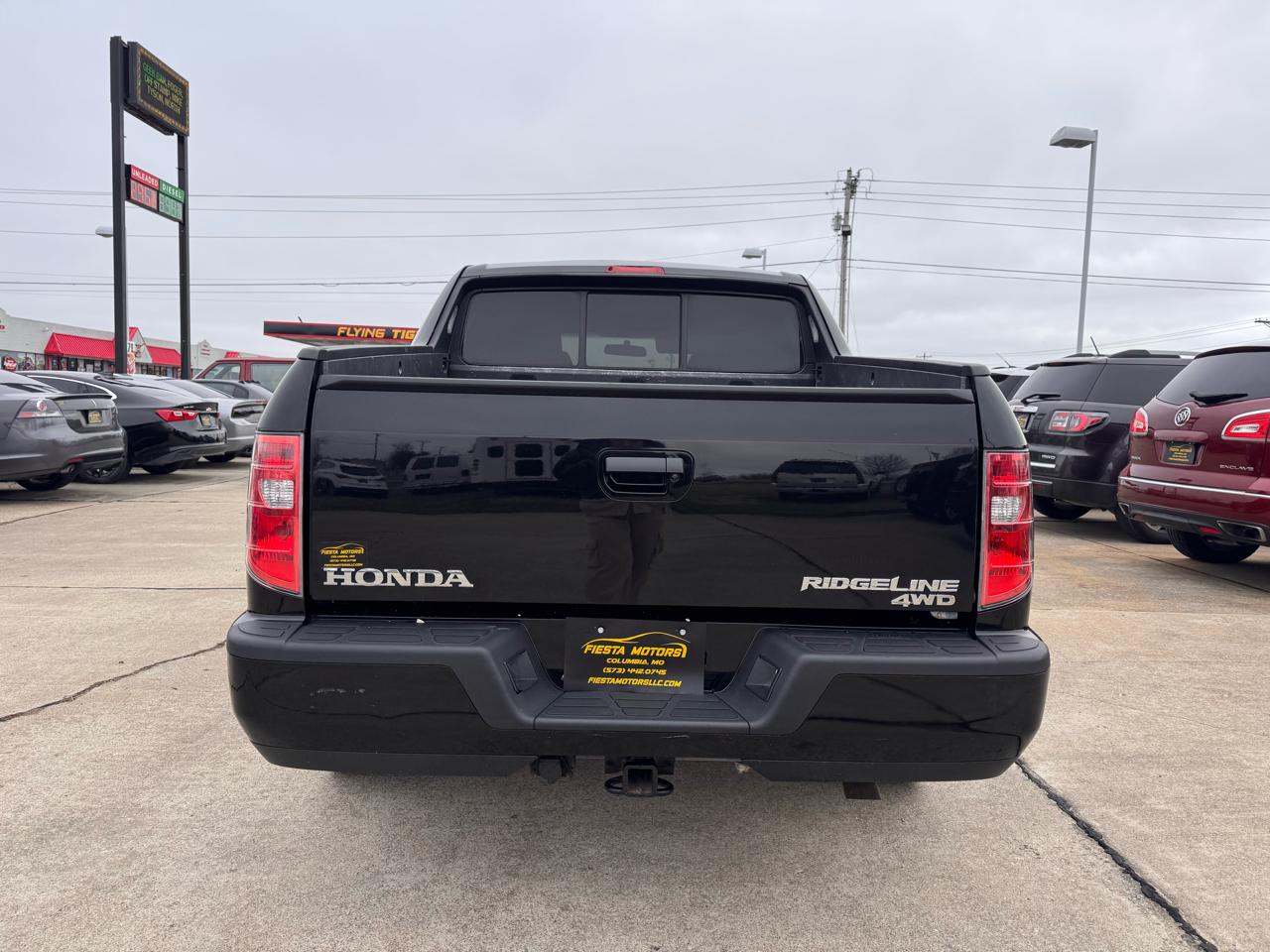 Honda Ridgeline RTL w/ Leather and Navigation 2012