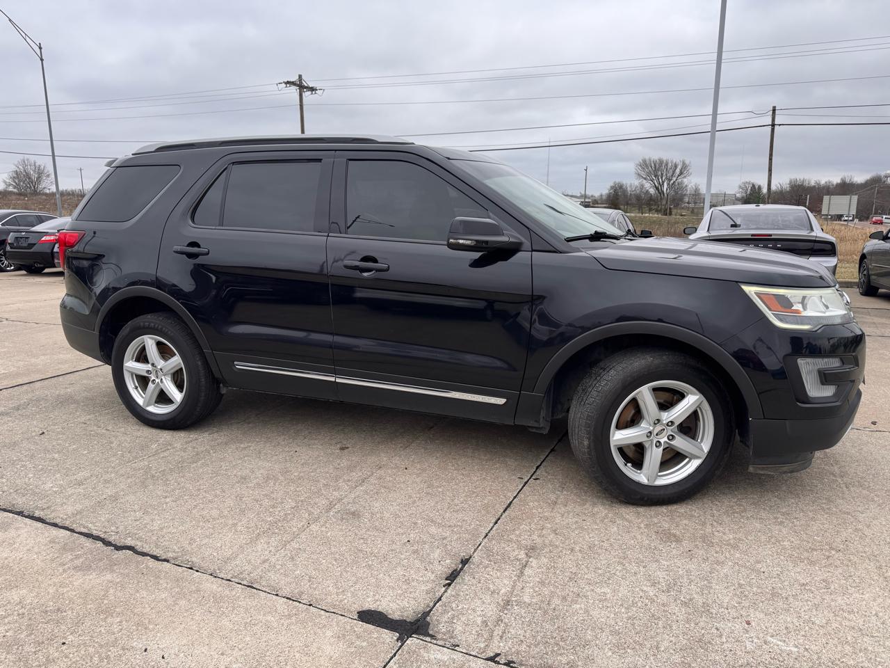 Ford Explorer XLT 4WD 2016