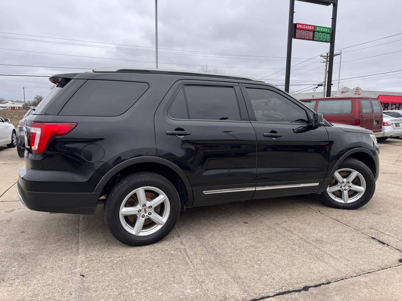 Ford Explorer XLT 4WD 2016