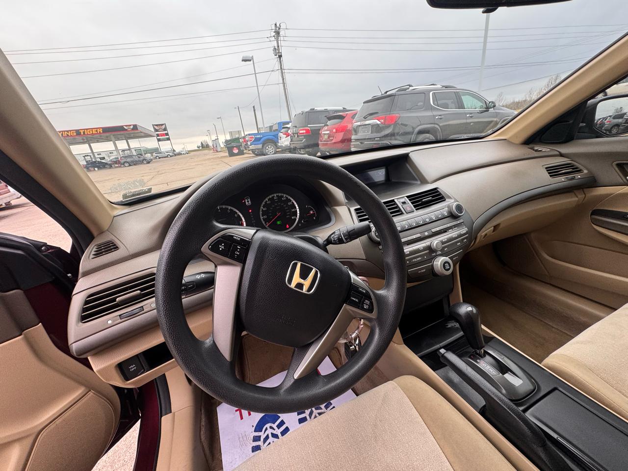 Honda Accord LX sedan AT 2010