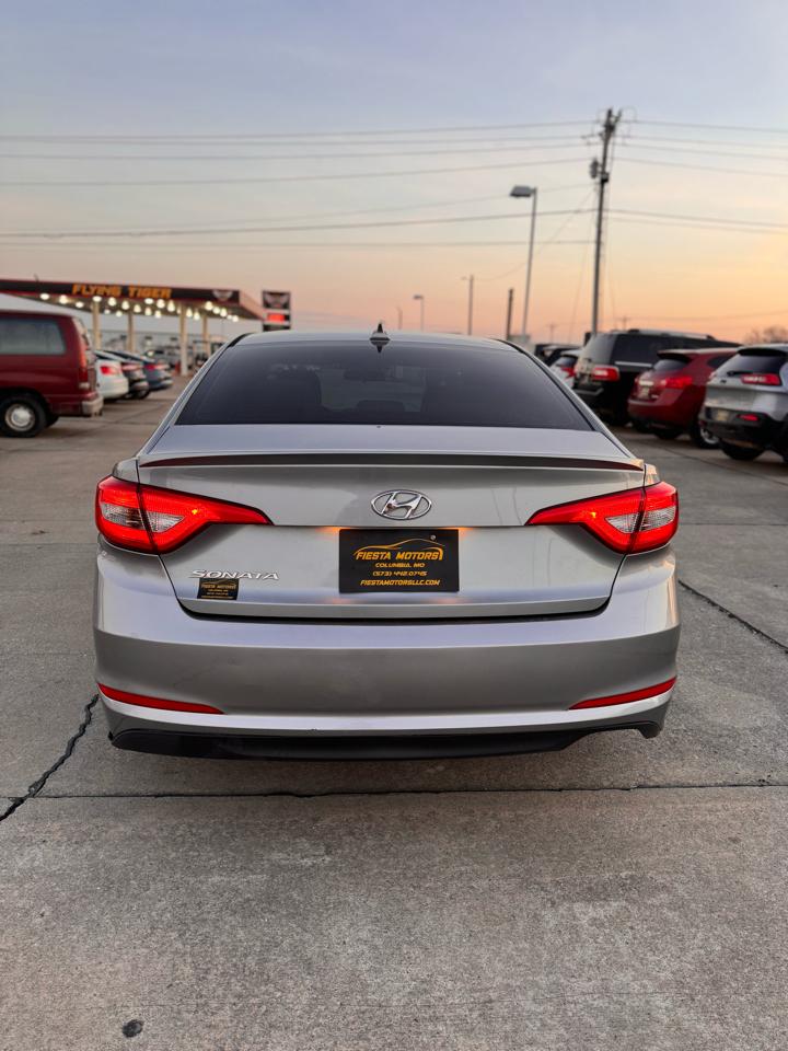 Hyundai Sonata SE 2015