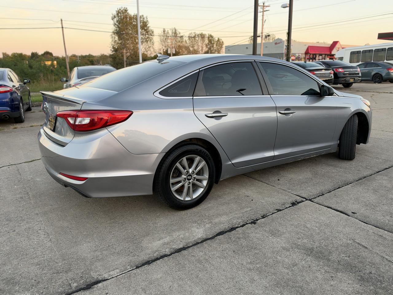 Hyundai Sonata SE 2015