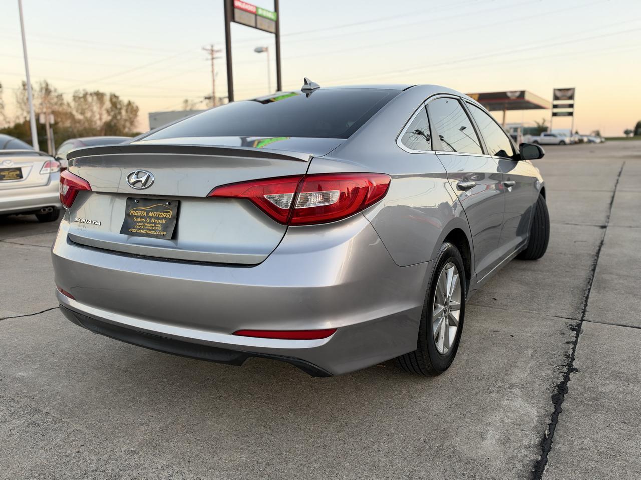 Hyundai Sonata SE 2015