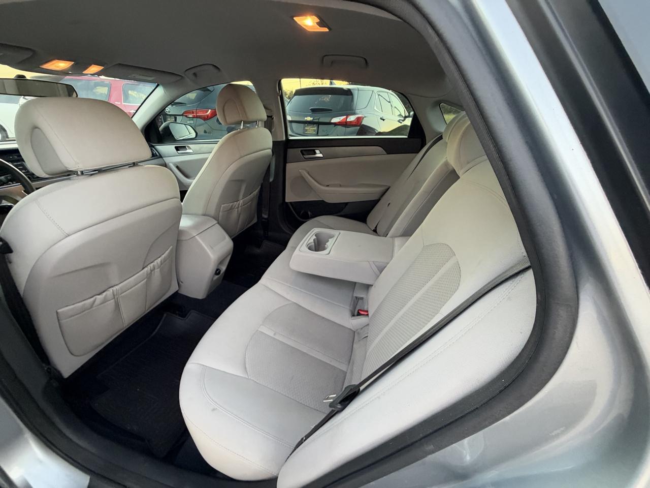 Hyundai Sonata SE 2015