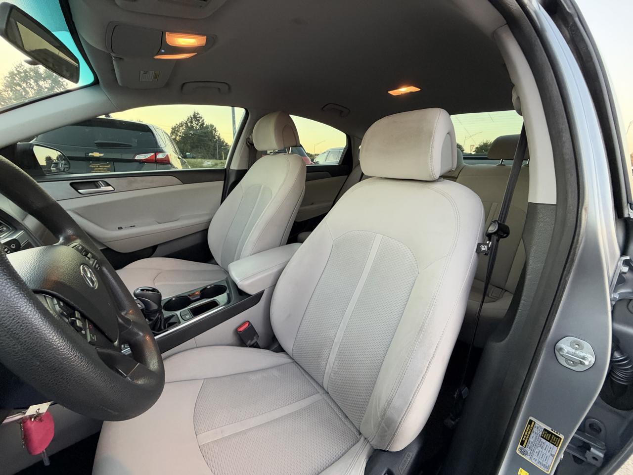 Hyundai Sonata SE 2015