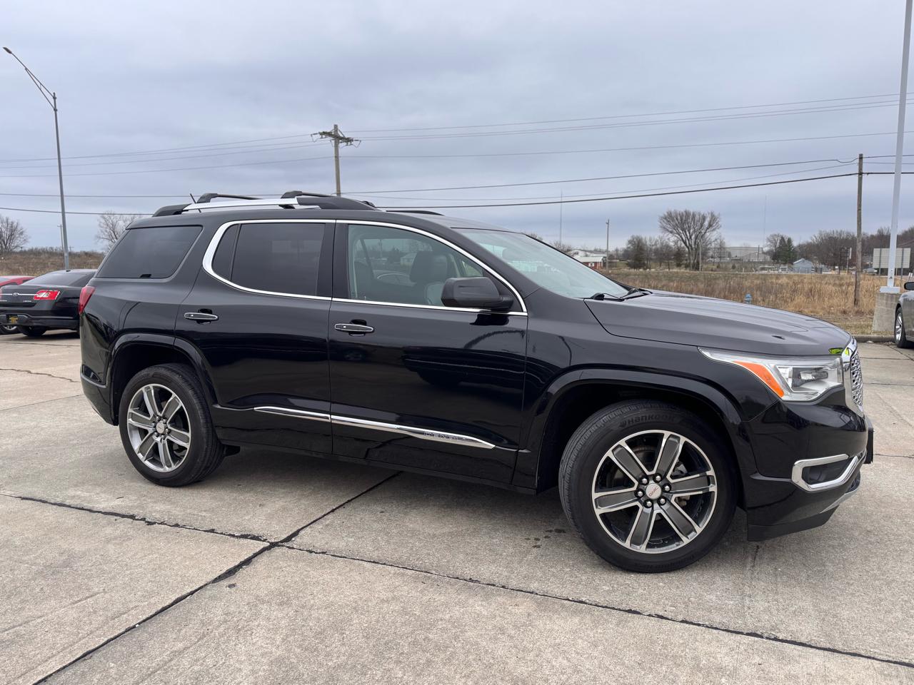 GMC Acadia Denali AWD 2017