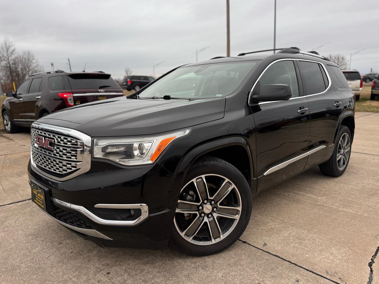 GMC Acadia Denali AWD 2017