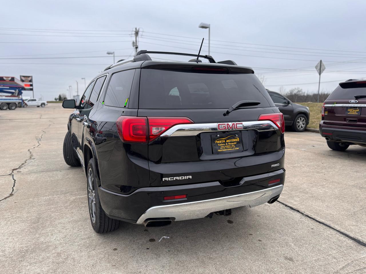 GMC Acadia Denali AWD 2017