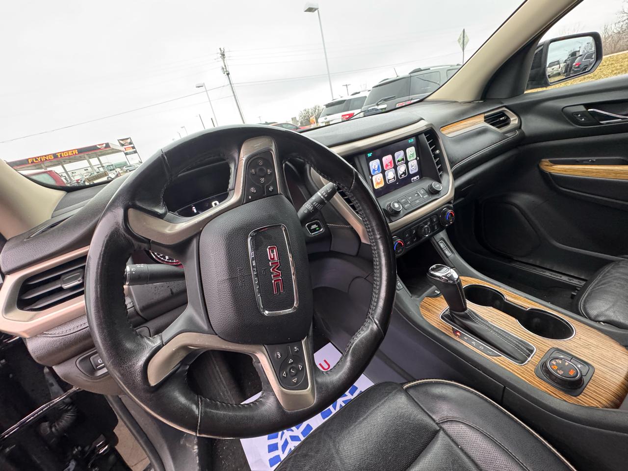 GMC Acadia Denali AWD 2017