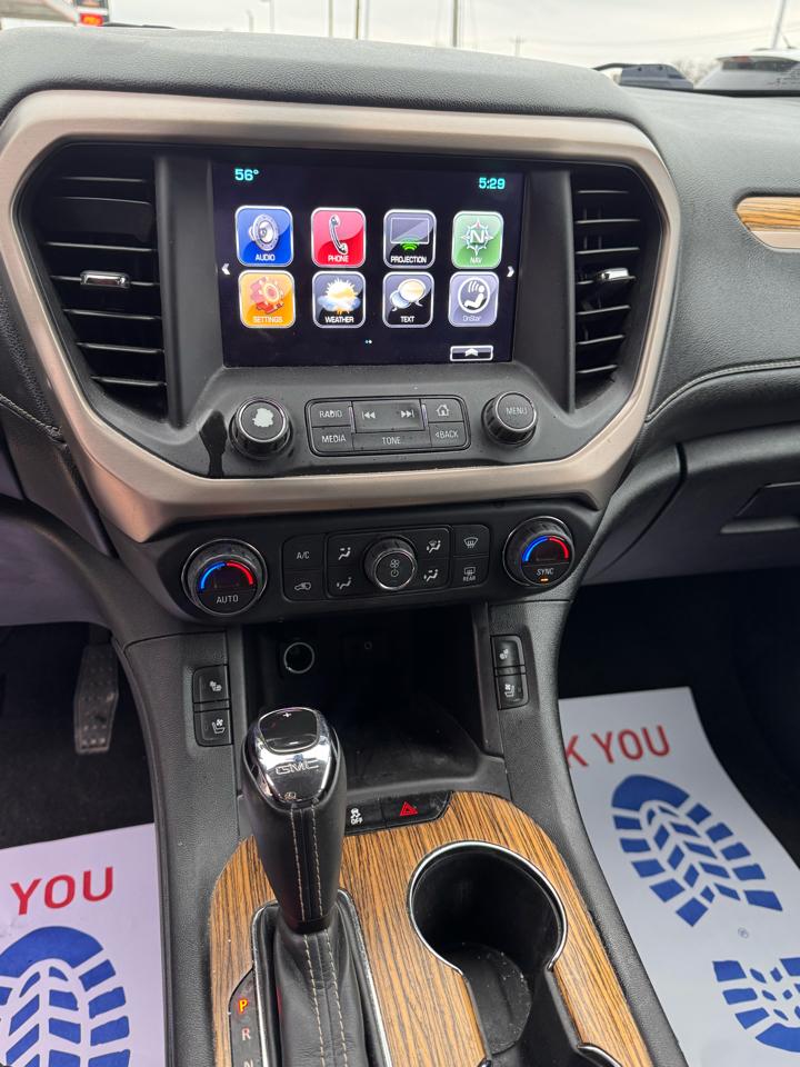 GMC Acadia Denali AWD 2017