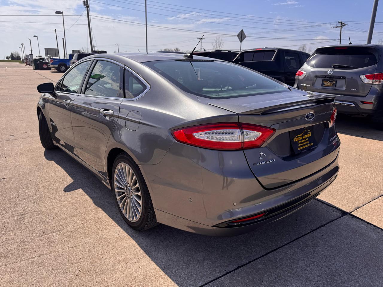 Ford Fusion Hybrid Titanium 2013