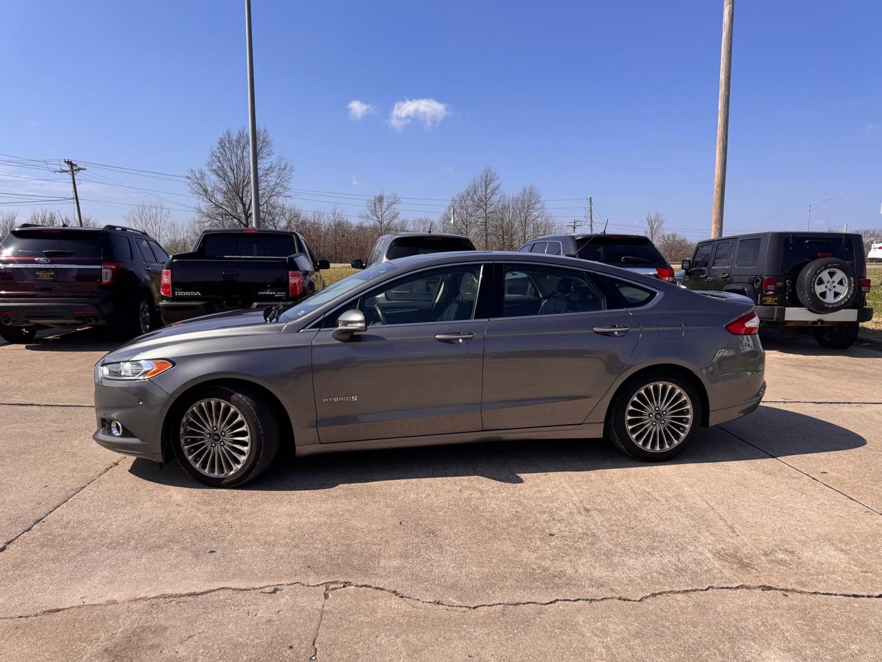 Ford Fusion Hybrid Titanium 2013