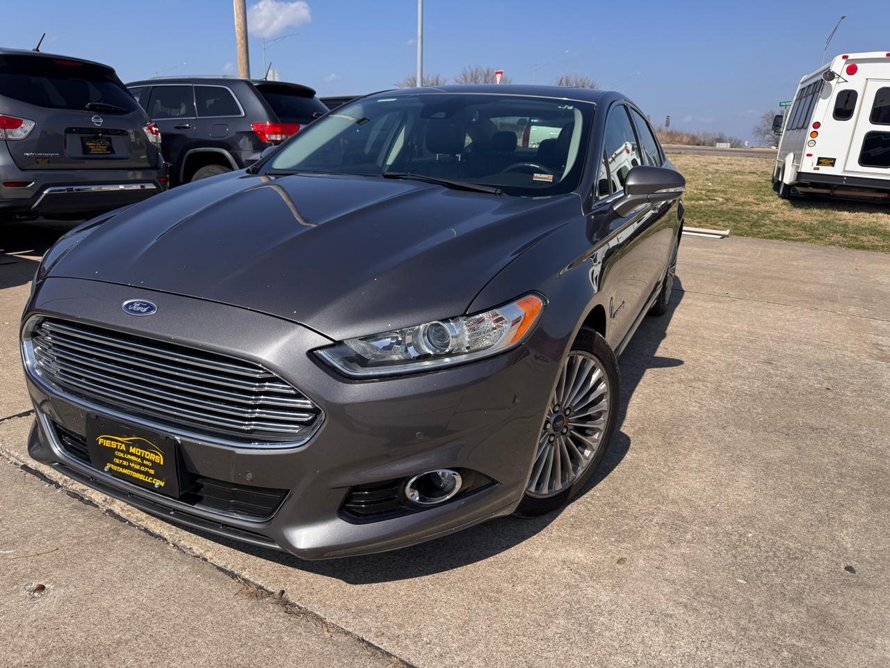 Ford Fusion Hybrid Titanium 2013
