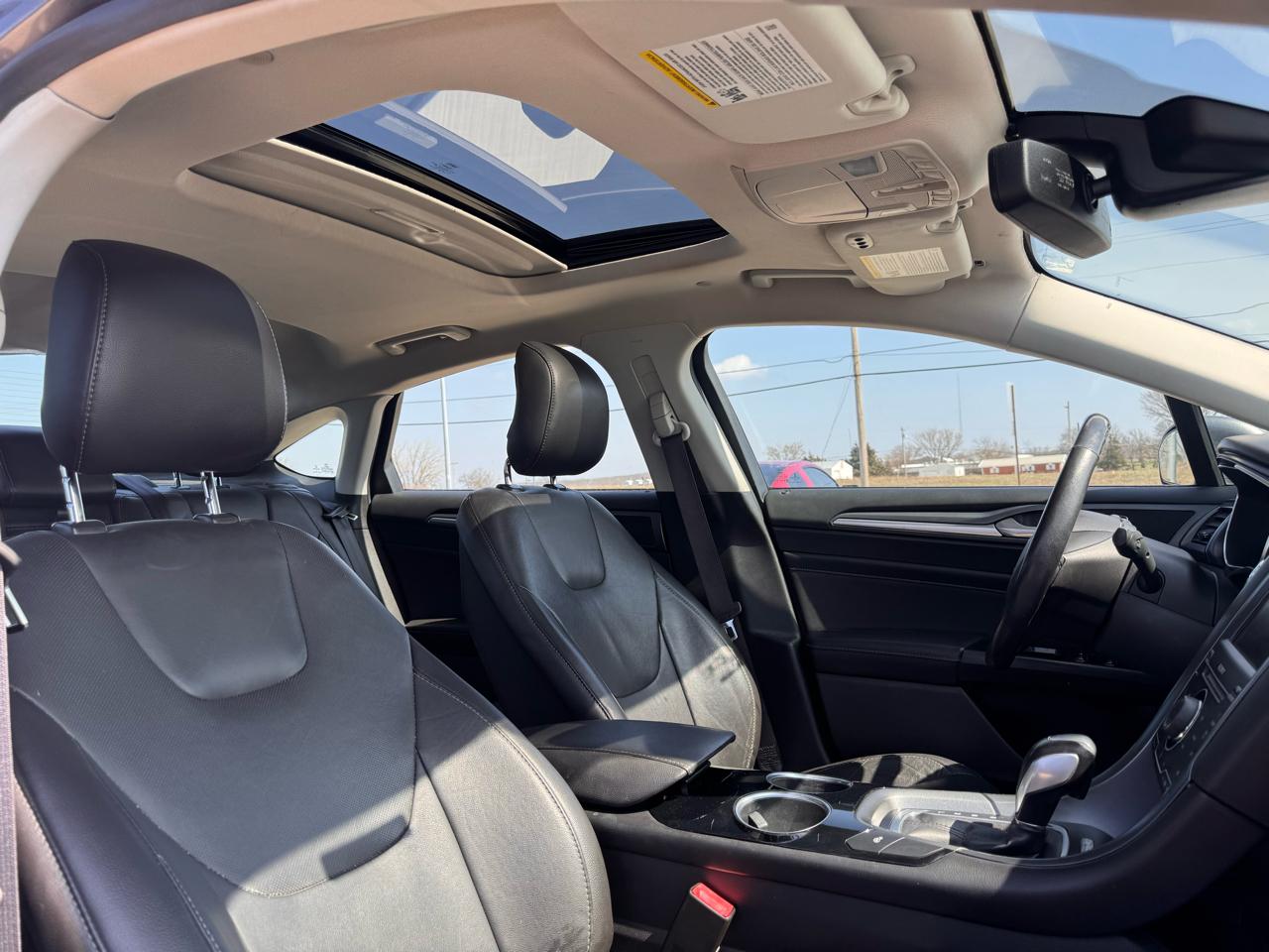 Ford Fusion Hybrid Titanium 2013