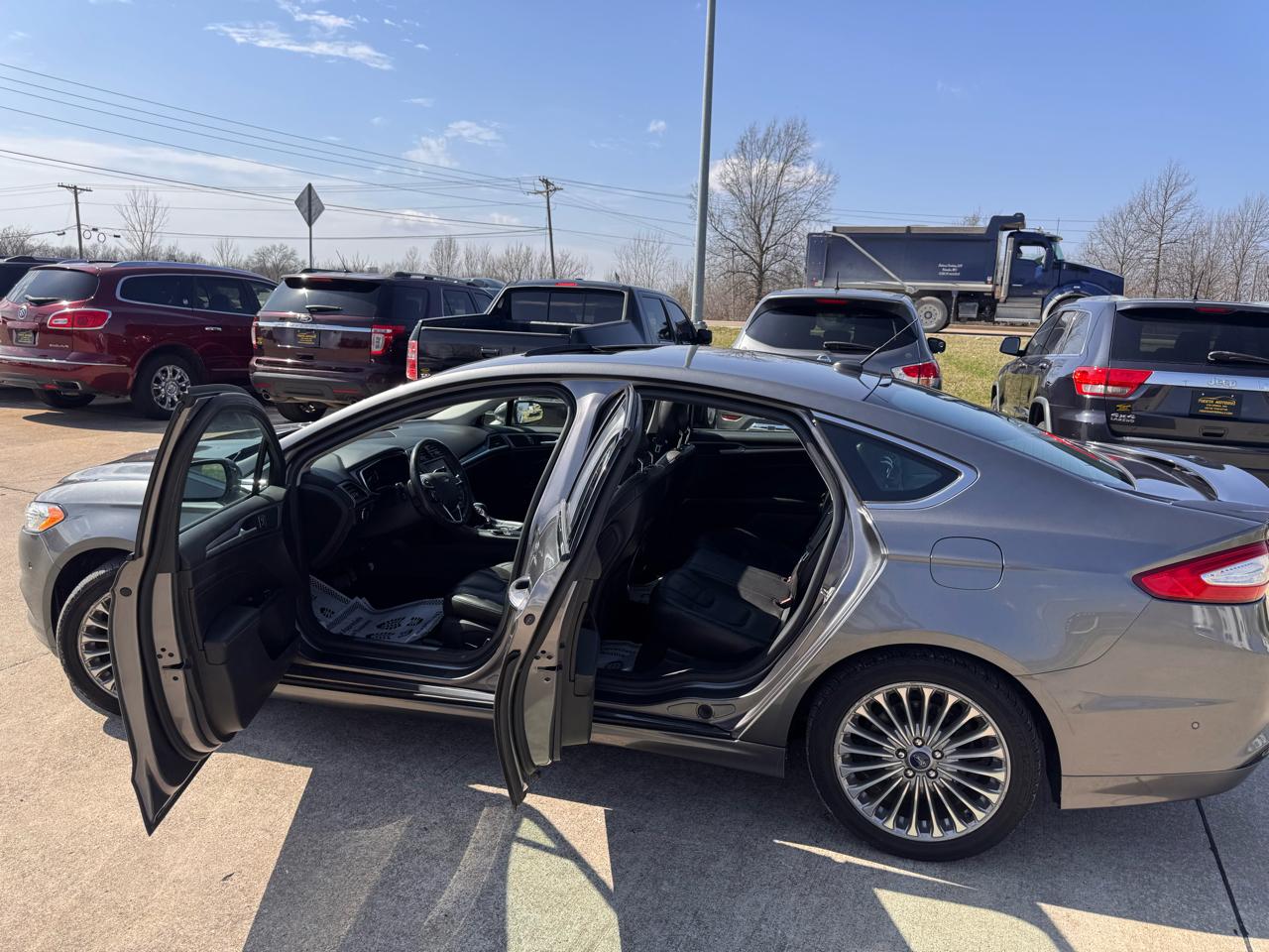 Ford Fusion Hybrid Titanium 2013