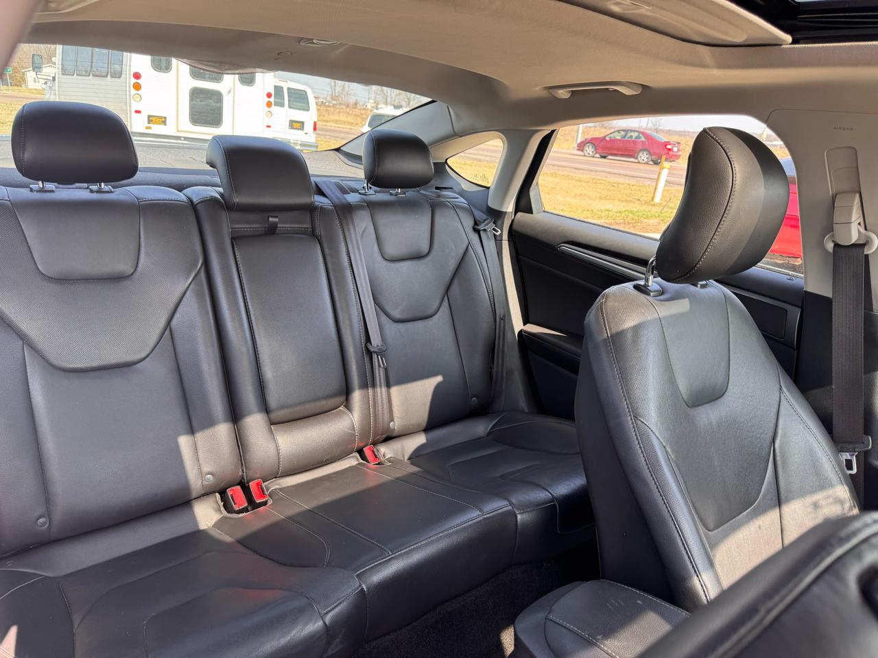 Ford Fusion Hybrid Titanium 2013