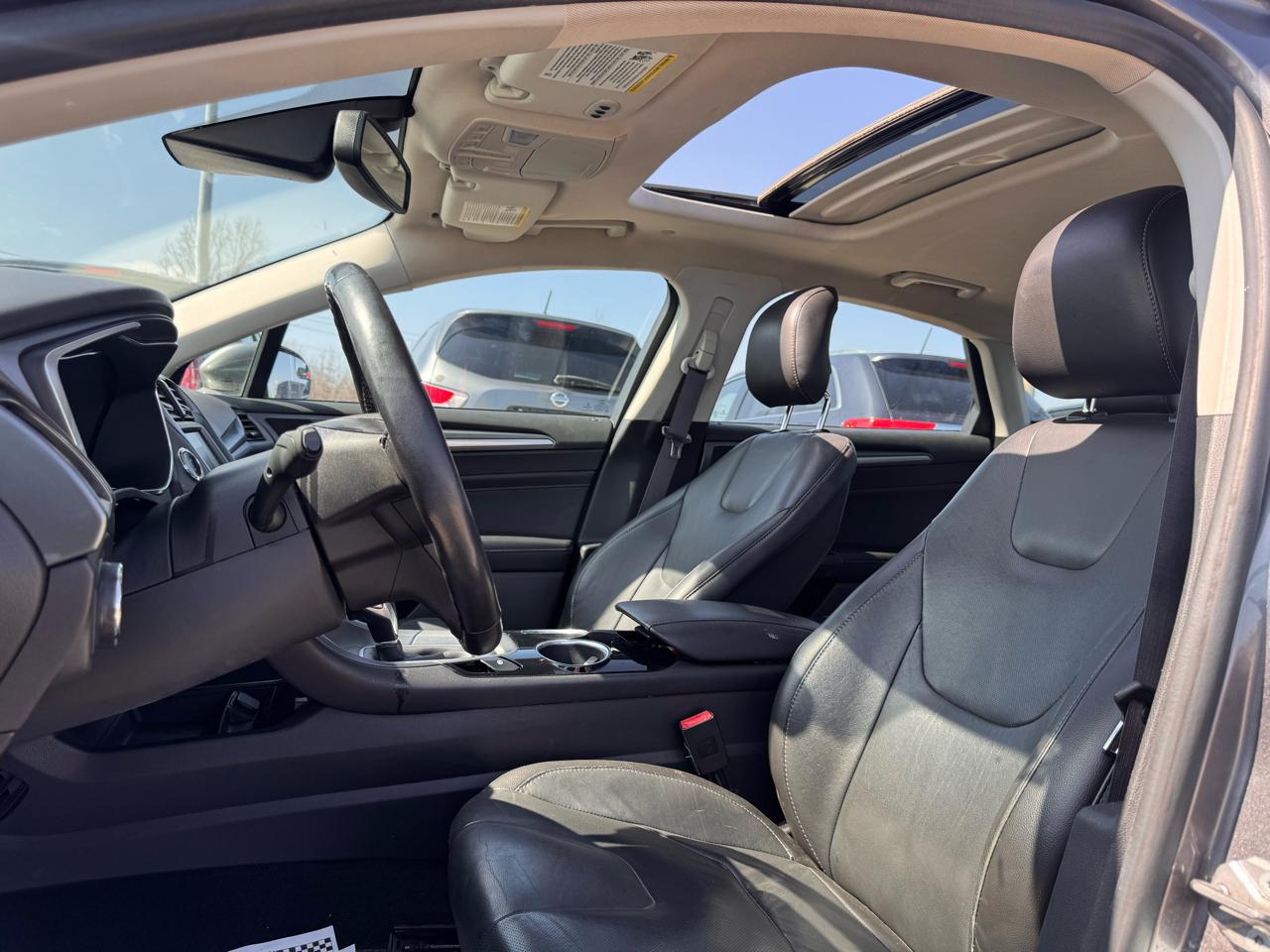 Ford Fusion Hybrid Titanium 2013