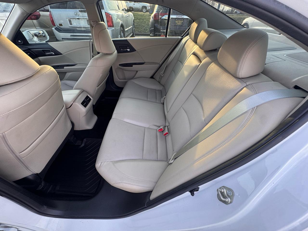 Honda Accord EX-L V6 Sedan AT 2015