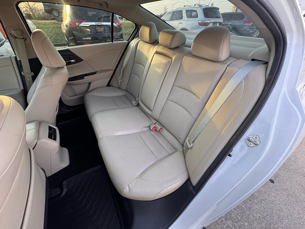 Honda Accord EX-L V6 Sedan AT 2015