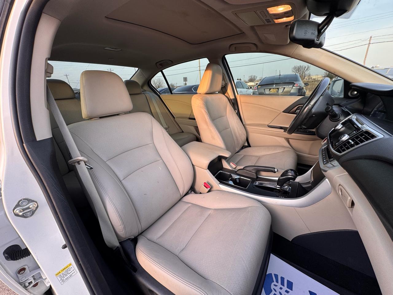 Honda Accord EX-L V6 Sedan AT 2015