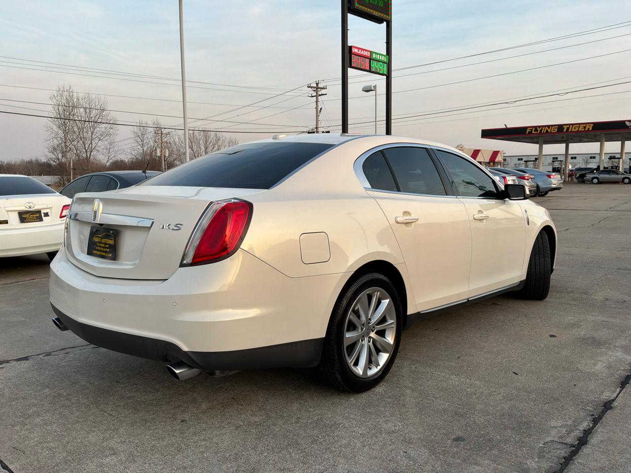 Lincoln MKS FWD 2009
