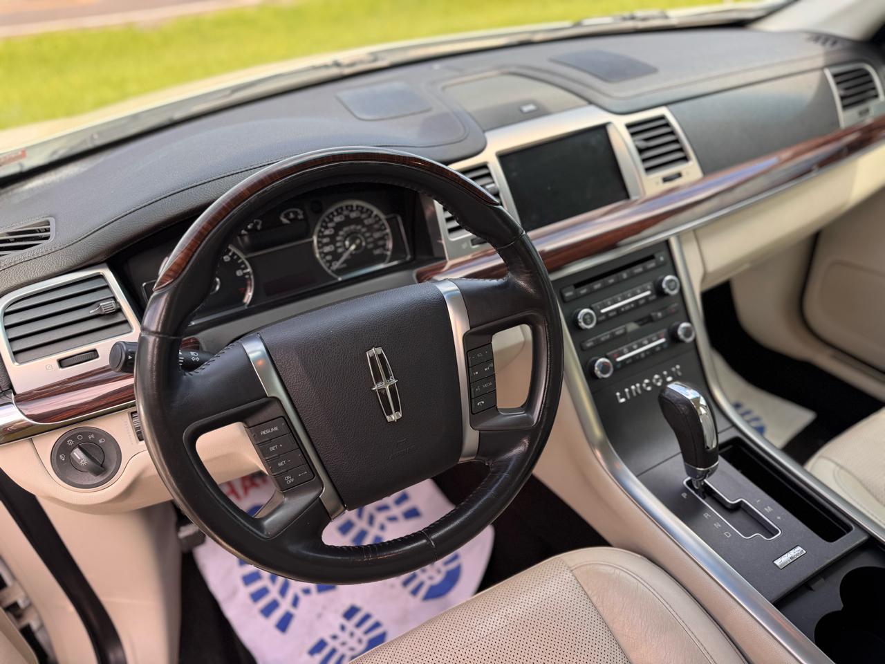 Lincoln MKS FWD 2009