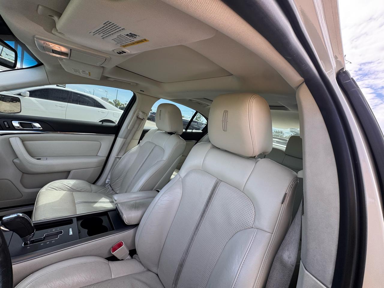 Lincoln MKS FWD 2009