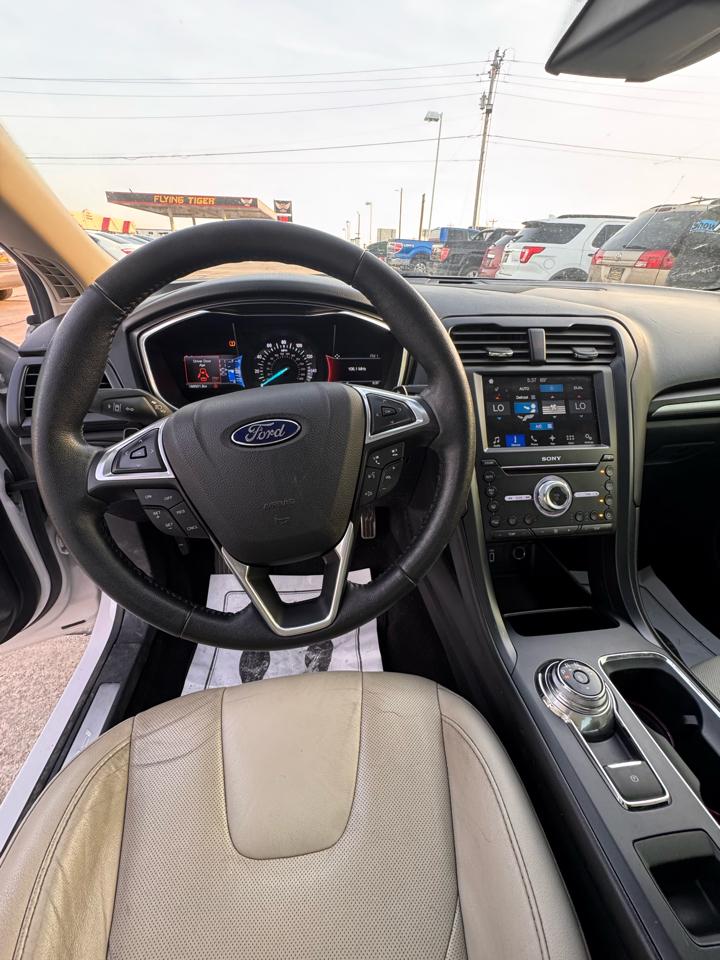 Ford Fusion Titanium AWD 2017