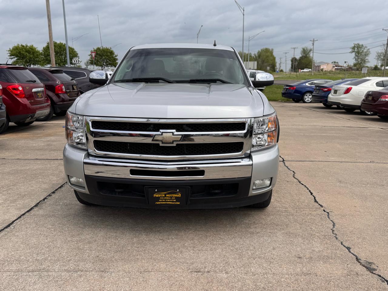 Chevrolet Silverado 1500 LT Crew Cab 4WD 2011