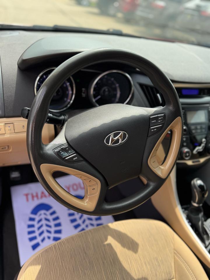 Hyundai Sonata GLS 2013