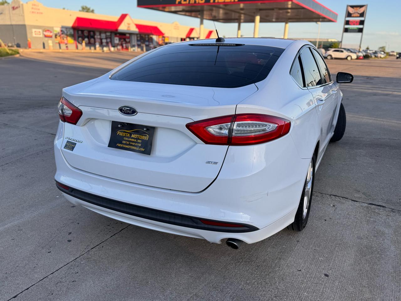 Ford Fusion SE 2015
