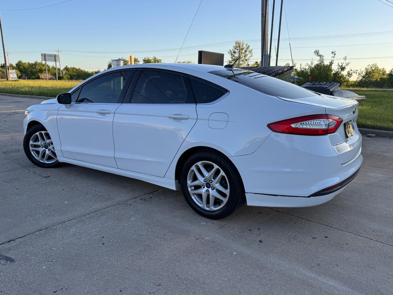 Ford Fusion SE 2015