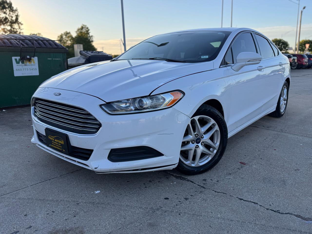 Ford Fusion SE 2015