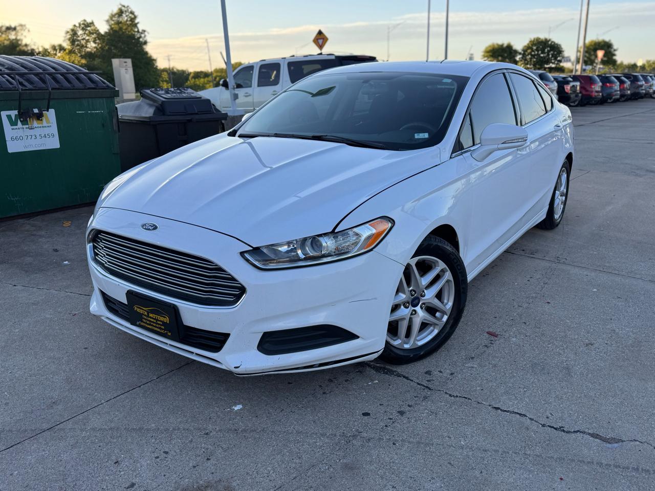 Ford Fusion SE 2015