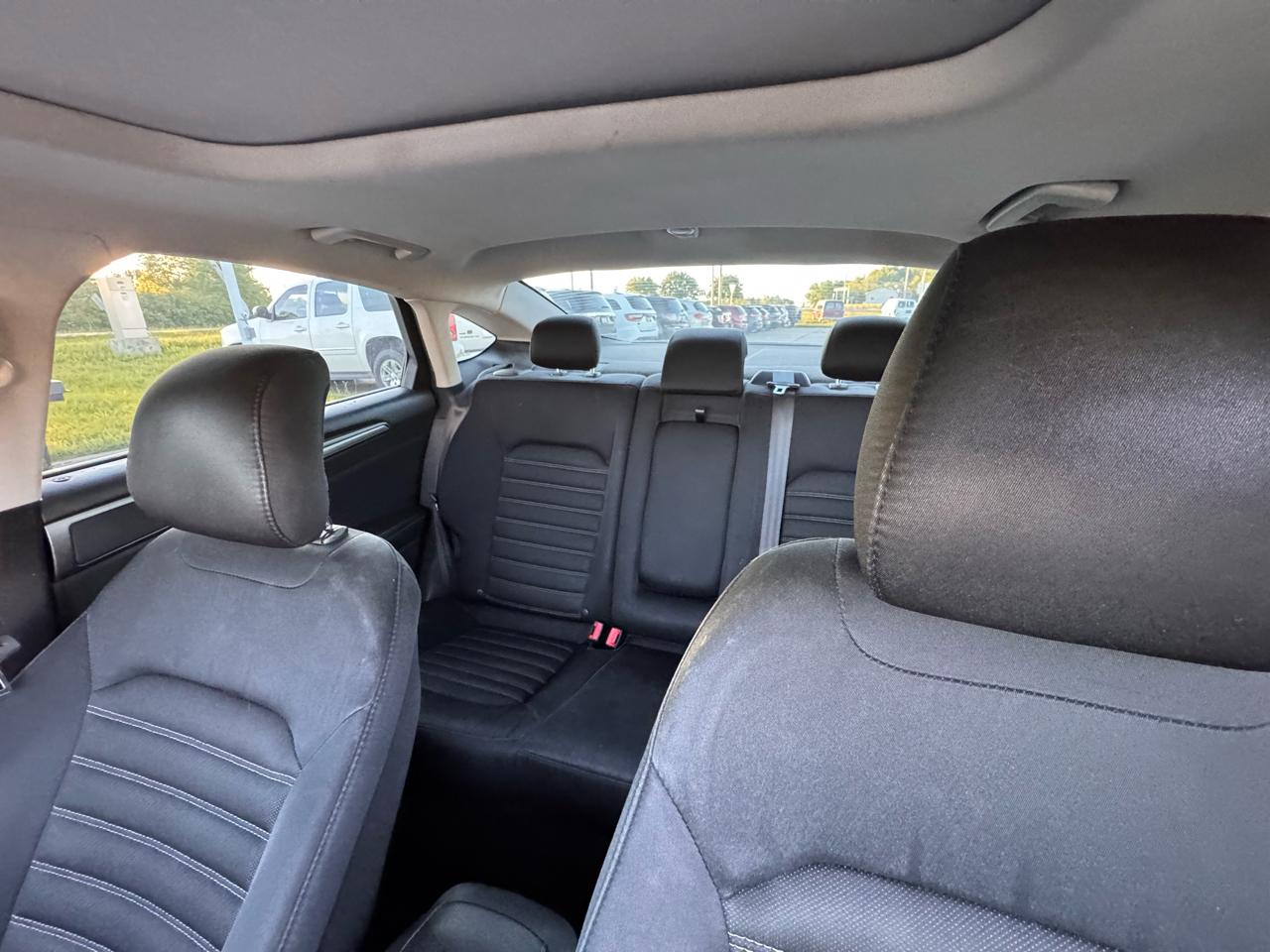 Ford Fusion SE 2015